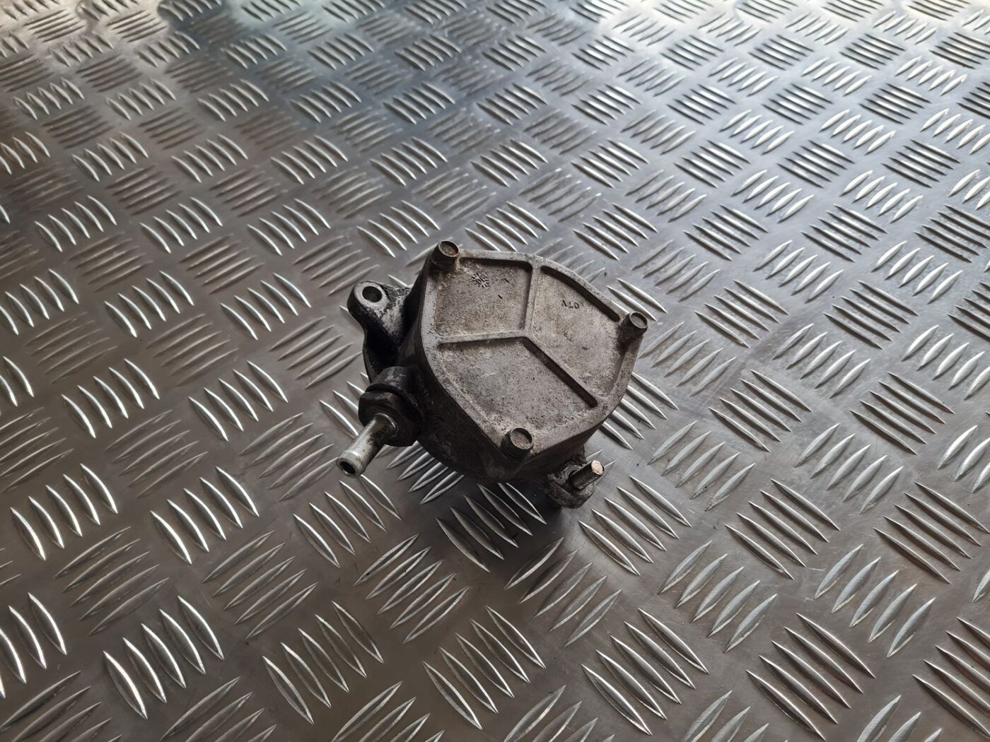 Vakuuma sūknis priekš SUBARU LEGACY 2010 3 Vakuuma sūknis priekš SUBARU LEGACY 2010