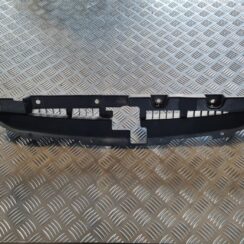 Radiatoru augšēja uzlika priekš SUBARU LEGACY 2010