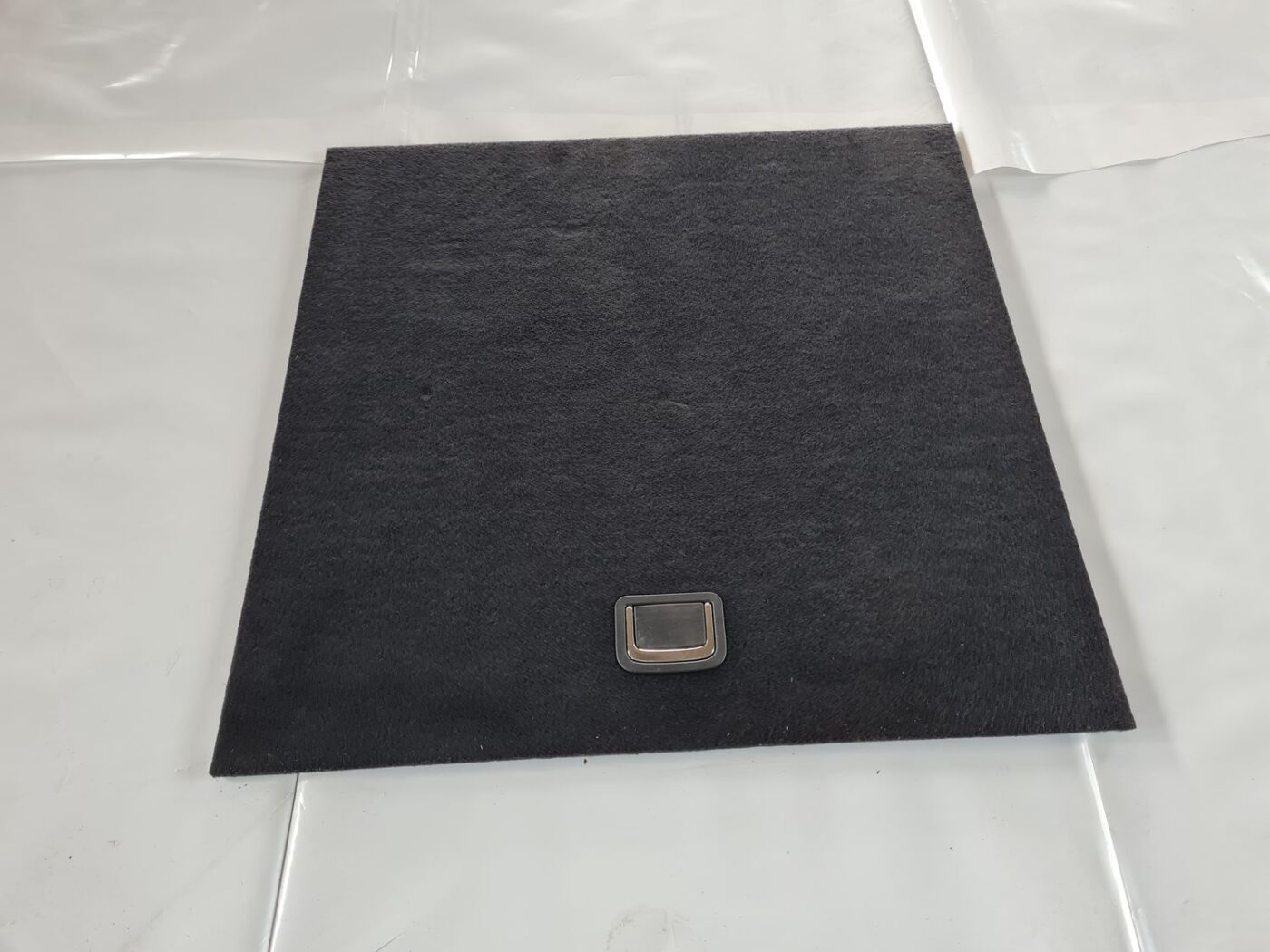 Bagāžnieka grīda priekš SUBARU LEGACY 2010 1 Bagāžnieka grīda priekš SUBARU LEGACY 2010