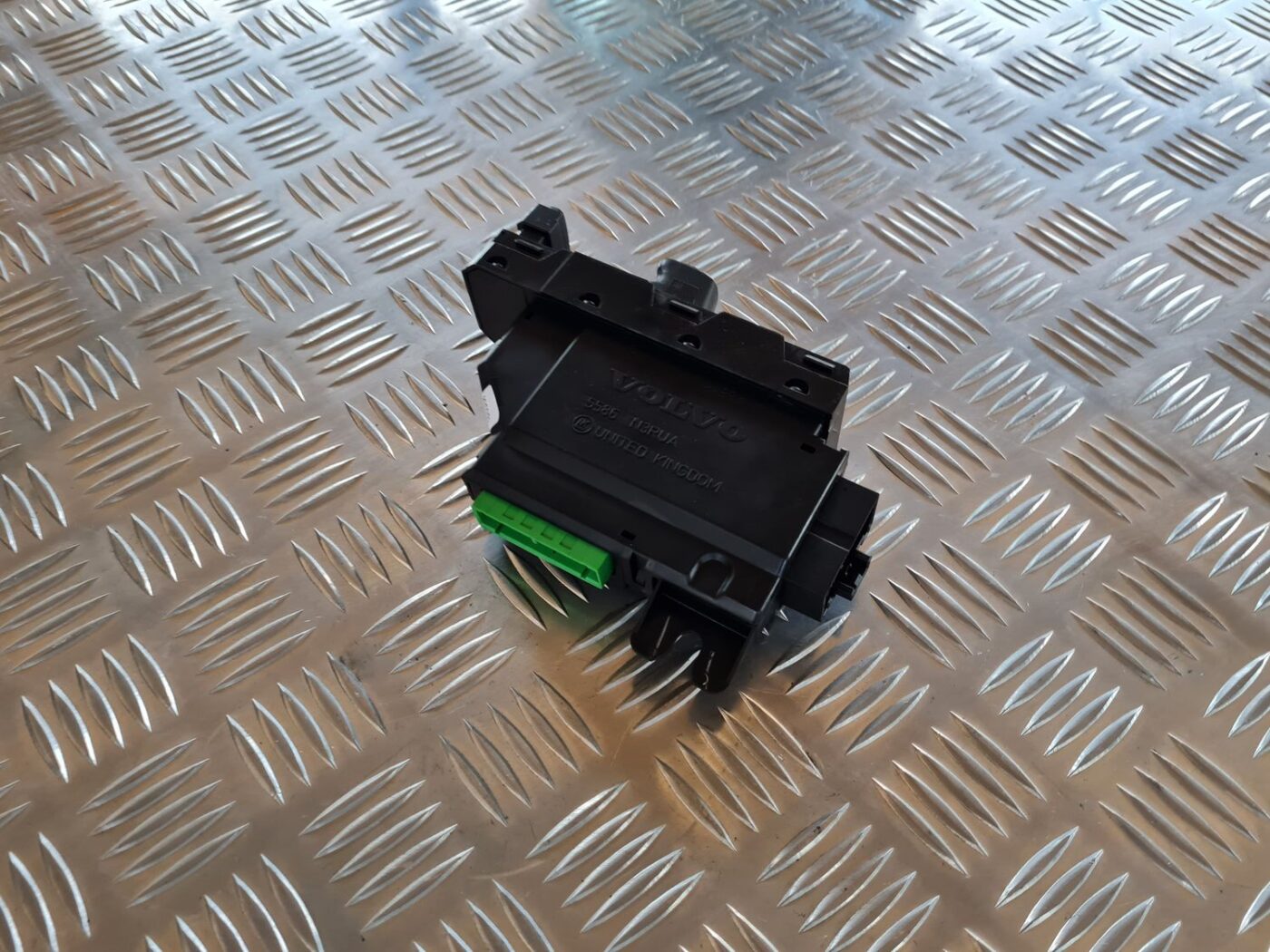 Pasažiera durvju slēdža pogas priekš VOLVO V70 2006 6 Pasažiera durvju slēdža pogas priekš VOLVO V70 2006