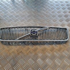 Bufera reste priekš VOLVO V70 2006