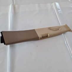 Vidējas salona statnes apdare priekš VOLVO V70 2006