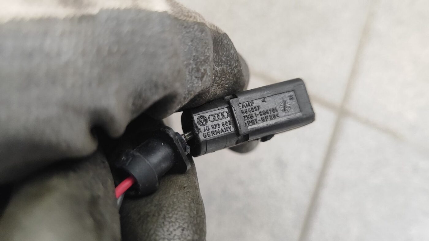 Gaisa kondicioniera kompresors priekš AUDI A6 AVANT 2007 QUATTRO 5 Gaisa kondicioniera kompresors priekš AUDI A6 AVANT 2007 QUATTRO