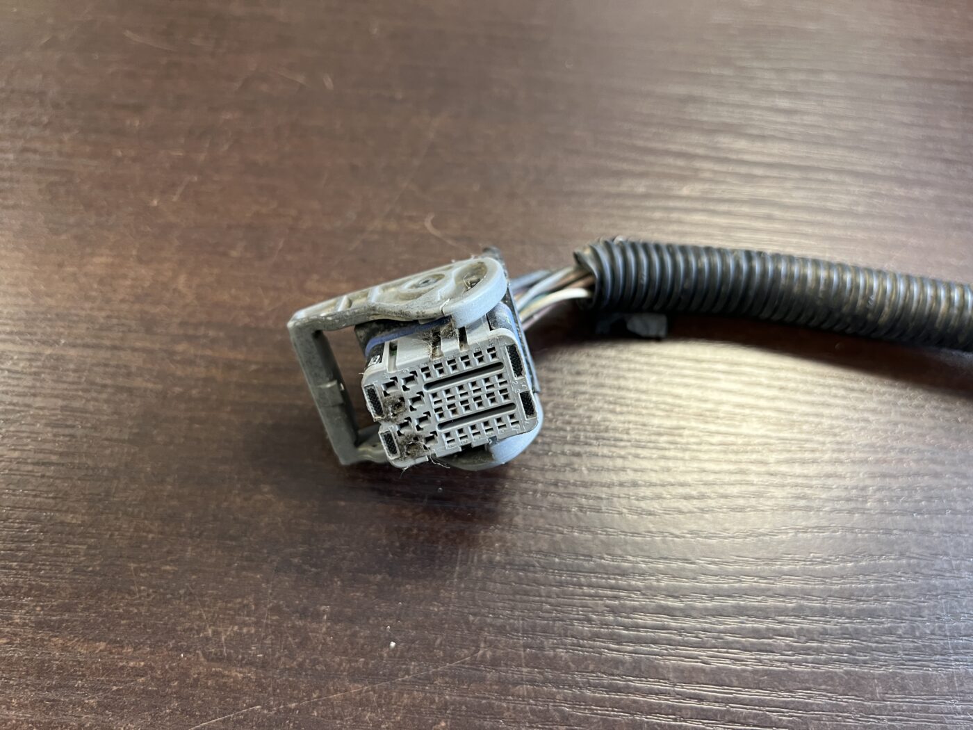 Stāvbremzes elektrovads priekš RENAULT ESPACE IV 2006 3 Stāvbremzes elektrovads priekš RENAULT ESPACE IV 2006