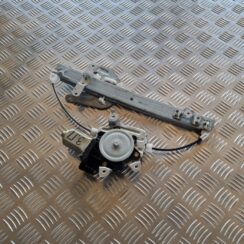 Stikla pacelšanas mehānisms aizmugurējais labais priekš NISSAN X-TRAIL 2002