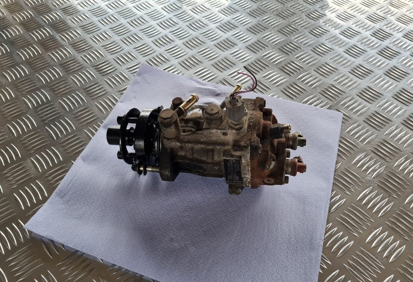 Augstspiediena degvielas sūknis priekš NISSAN X-TRAIL 2002 4 Augstspiediena degvielas sūknis priekš NISSAN X-TRAIL 2002