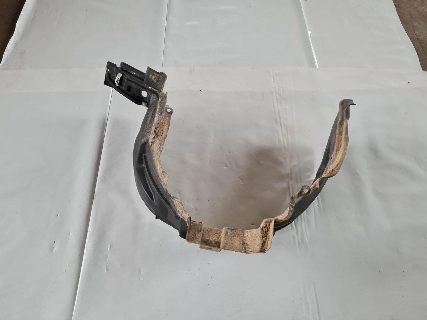 Priekšējais kreisais paspārns priekš NISSAN X-TRAIL 2002 1 Priekšējais kreisais paspārns priekš NISSAN X-TRAIL 2002