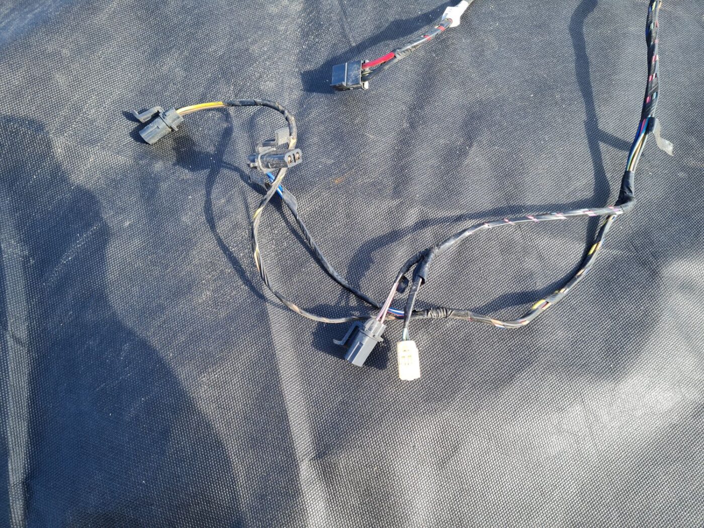 Salona sildītāja vadības elektroinstalācija priekš JEEP GRAND CHEROKEE 2004 4 Salona sildītāja vadības elektroinstalācija priekš JEEP GRAND CHEROKEE 2004