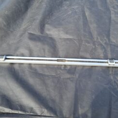 Kravas stirpināšanas reliņi bagažniekā priekš AUDI A6 AVANT 2007 QUATTRO