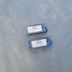 Numura zīmes apgaismojums priekš BMW 520D E60 2006 ENG.