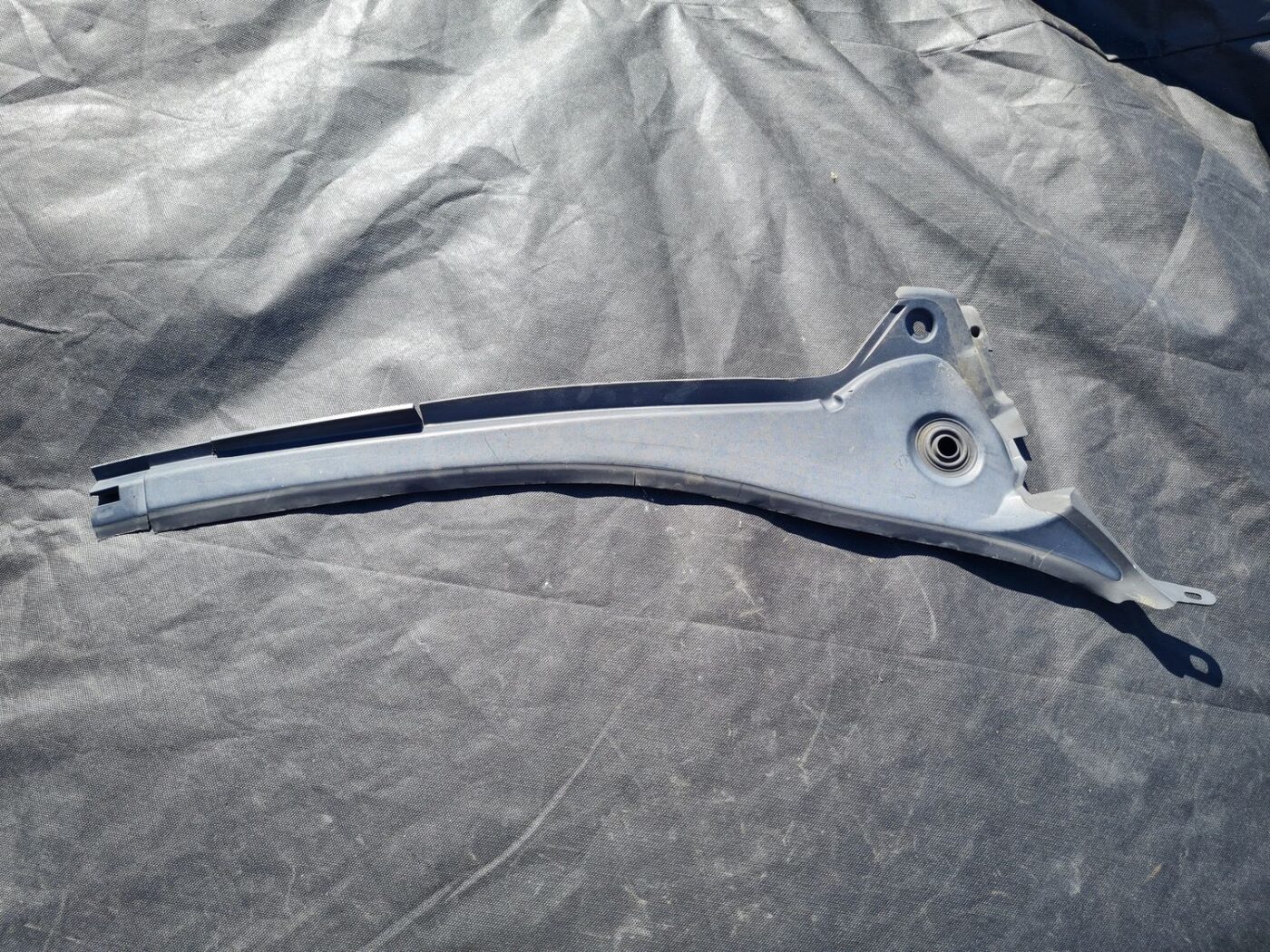 Vējstikla uzlika (deflektors) priekš RENAULT ESPACE IV 2006 1 Vējstikla uzlika (deflektors) priekš RENAULT ESPACE IV 2006