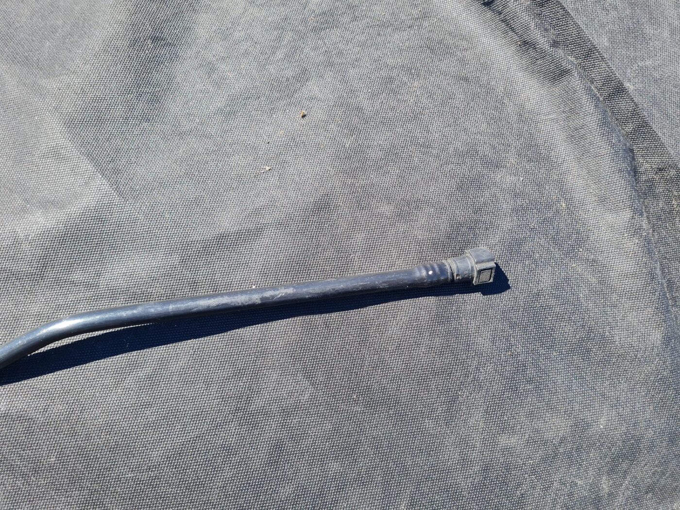 Degvielas tvertnes ventilācijas caurule priekš BMW 530D E61 2006 TOURING TITANSILVER 5 Degvielas tvertnes ventilācijas caurule priekš BMW 530D E61 2006 TOURING TITANSILVER