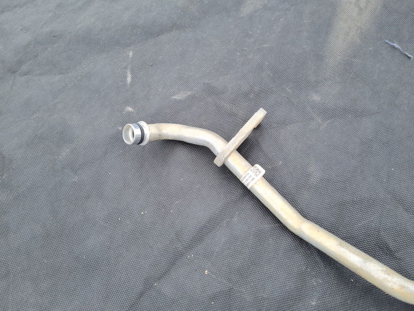 Gaisa kondicioniera galvenā caurule priekš TOYOTA AVENSIS 2008 2 Gaisa kondicioniera galvenā caurule priekš TOYOTA AVENSIS 2008