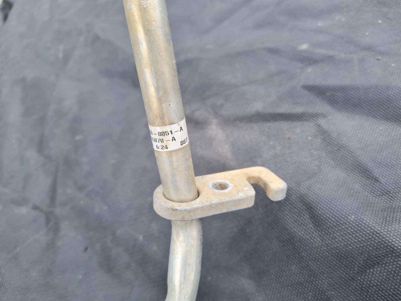 Gaisa kondicioniera galvenā caurule priekš TOYOTA AVENSIS 2008 3 Gaisa kondicioniera galvenā caurule priekš TOYOTA AVENSIS 2008