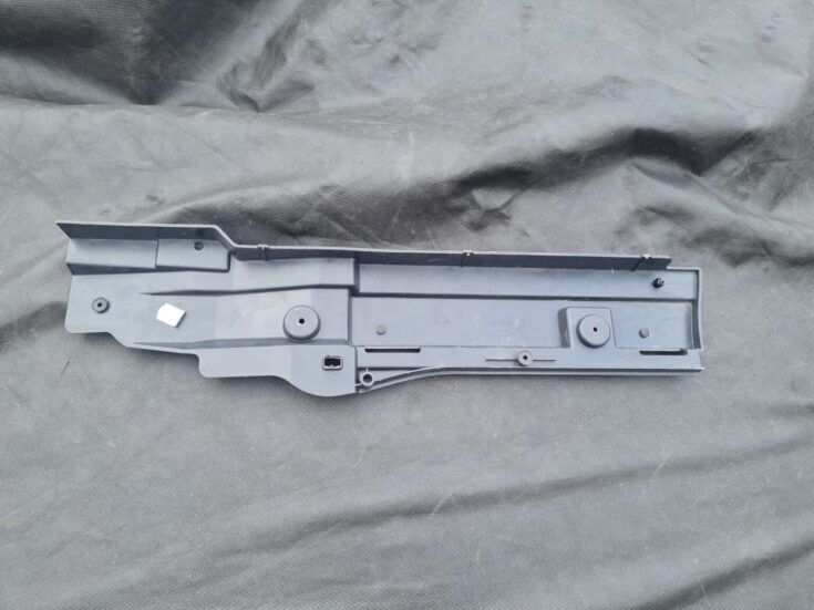 Bagāžnieka nodalījuma plastmasa priekš BMW 330D E91 2008 TOURING