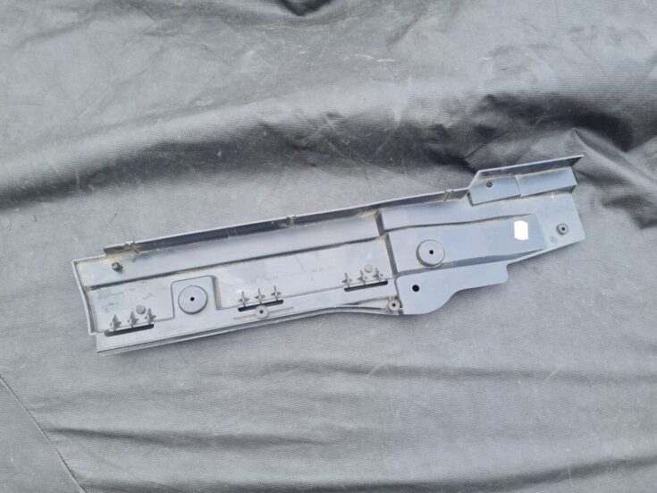 Bagāžnieka nodalījuma plastmasa priekš BMW 330D E91 2008 TOURING