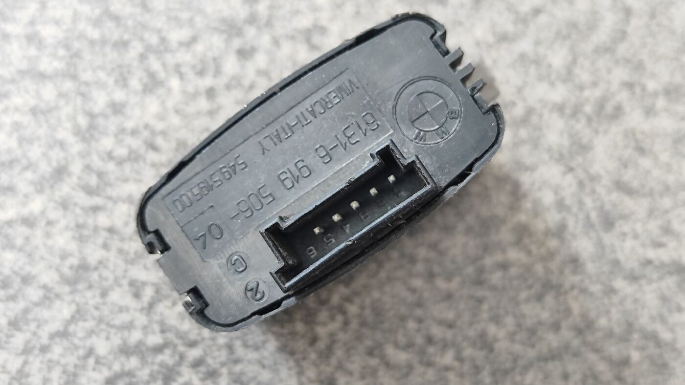 Mērinstrumentu paneļa pārslēgšanas pogas priekš BMW 530D E61 2006 TOURING TITANSILVER 4 Mērinstrumentu paneļa pārslēgšanas pogas priekš BMW 530D E61 2006 TOURING TITANSILVER