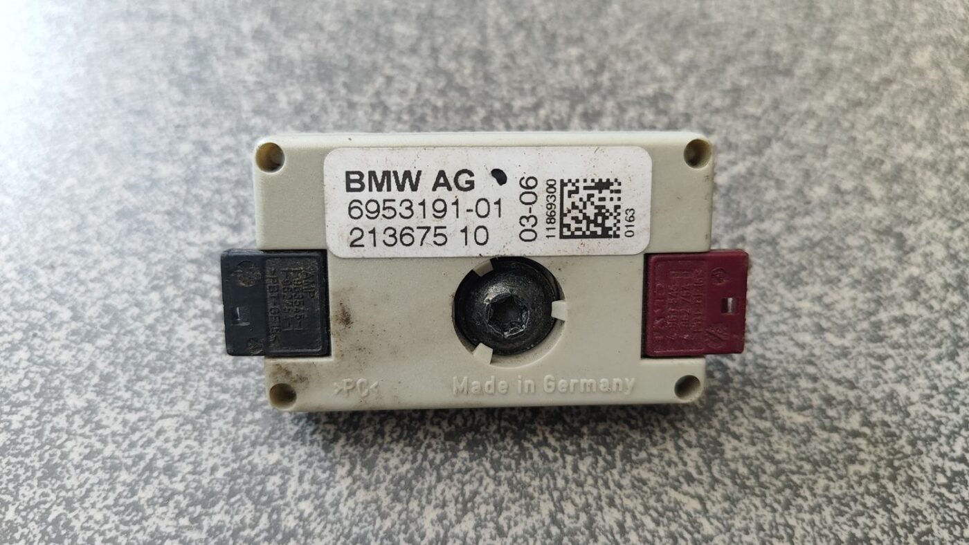 Antenas pastiprinātāja bloks priekš BMW 530D E61 2006 TOURING TITANSILVER 2 Antenas pastiprinātāja bloks priekš BMW 530D E61 2006 TOURING TITANSILVER