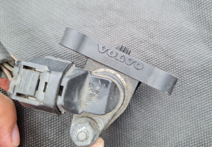 Kloķvārpstas devējs priekš VOLVO S80 2007