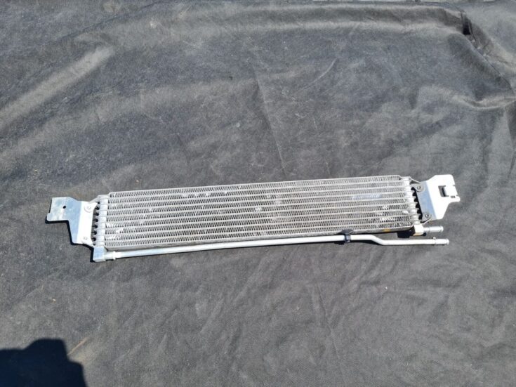 Eļļas radiators priekš OPEL ASTRA J 2012