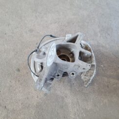 Stūres šarnīrs aizmugurē pa labi priekš BMW 520D F11 2011 TOURING