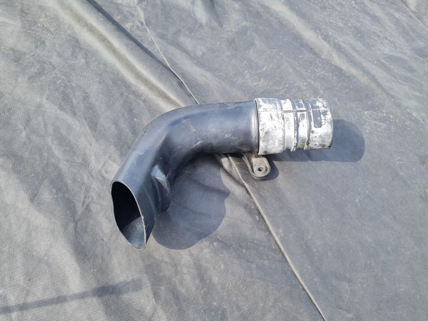 Gaisa filtra korpusa caurule priekš RENAULT MEGANE 2011 1 Gaisa filtra korpusa caurule priekš RENAULT MEGANE 2011