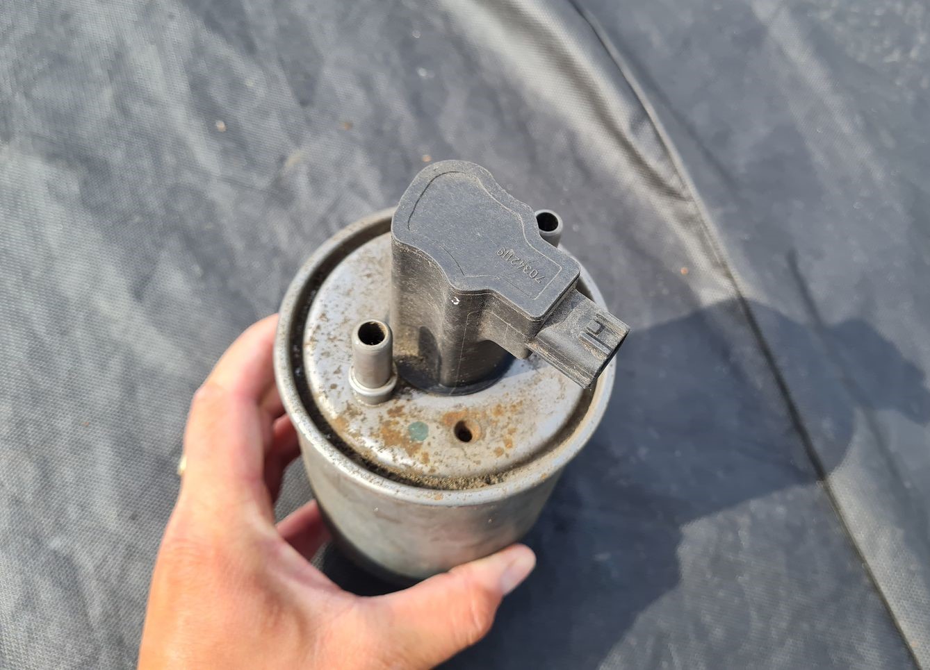 Degvielas filtra korpuss priekš RENAULT MEGANE 2011 2 Degvielas filtra korpuss priekš RENAULT MEGANE 2011