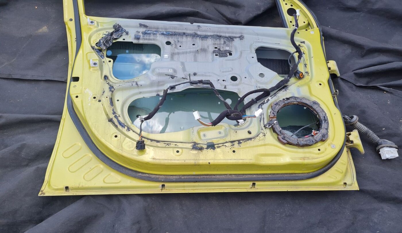 Priekšējās kreisās durvis priekš KIA PICANTO 2006 3 Priekšējās kreisās durvis priekš KIA PICANTO 2006