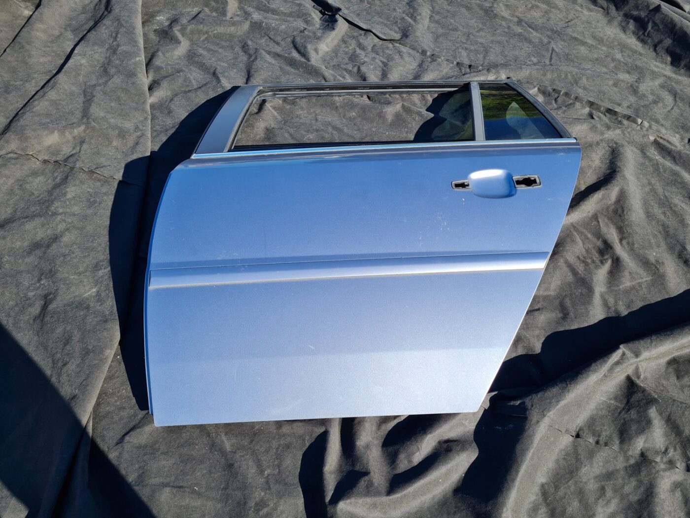 Aizmugurējās kreisās durvis priekš OPEL VECTRA C 2008 1 Aizmugurējās kreisās durvis priekš OPEL VECTRA C 2008