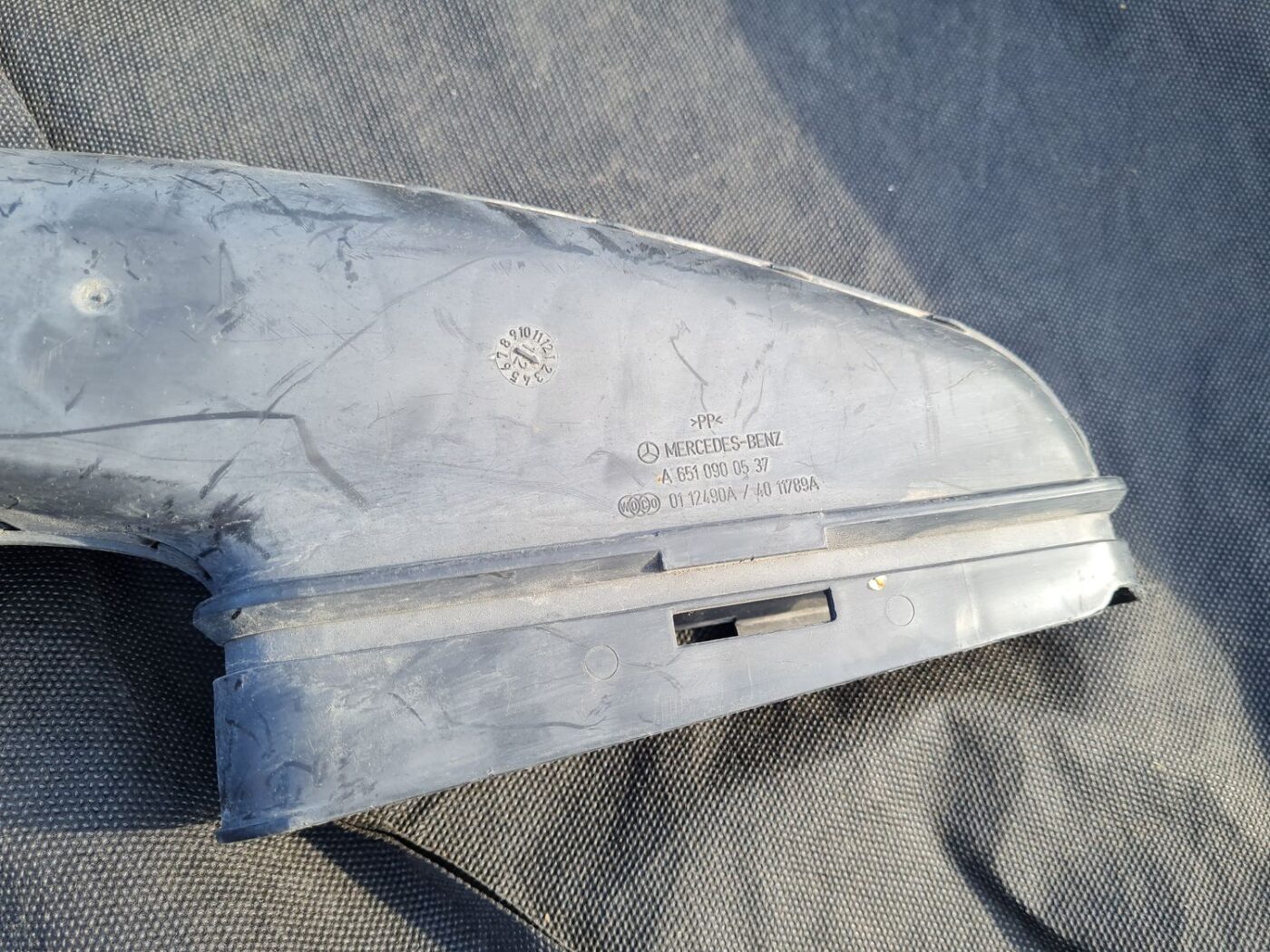 Gaisa filtra korpusa caurule priekš MERCEDES BENZ E250 W212 2014 3 Gaisa filtra korpusa caurule priekš MERCEDES BENZ E250 W212 2014