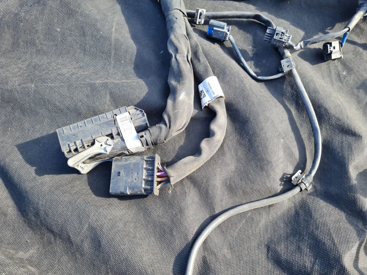 Dzinēja vadi priekš MERCEDES BENZ E250 W212 2014 4 Dzinēja vadi priekš MERCEDES BENZ E250 W212 2014