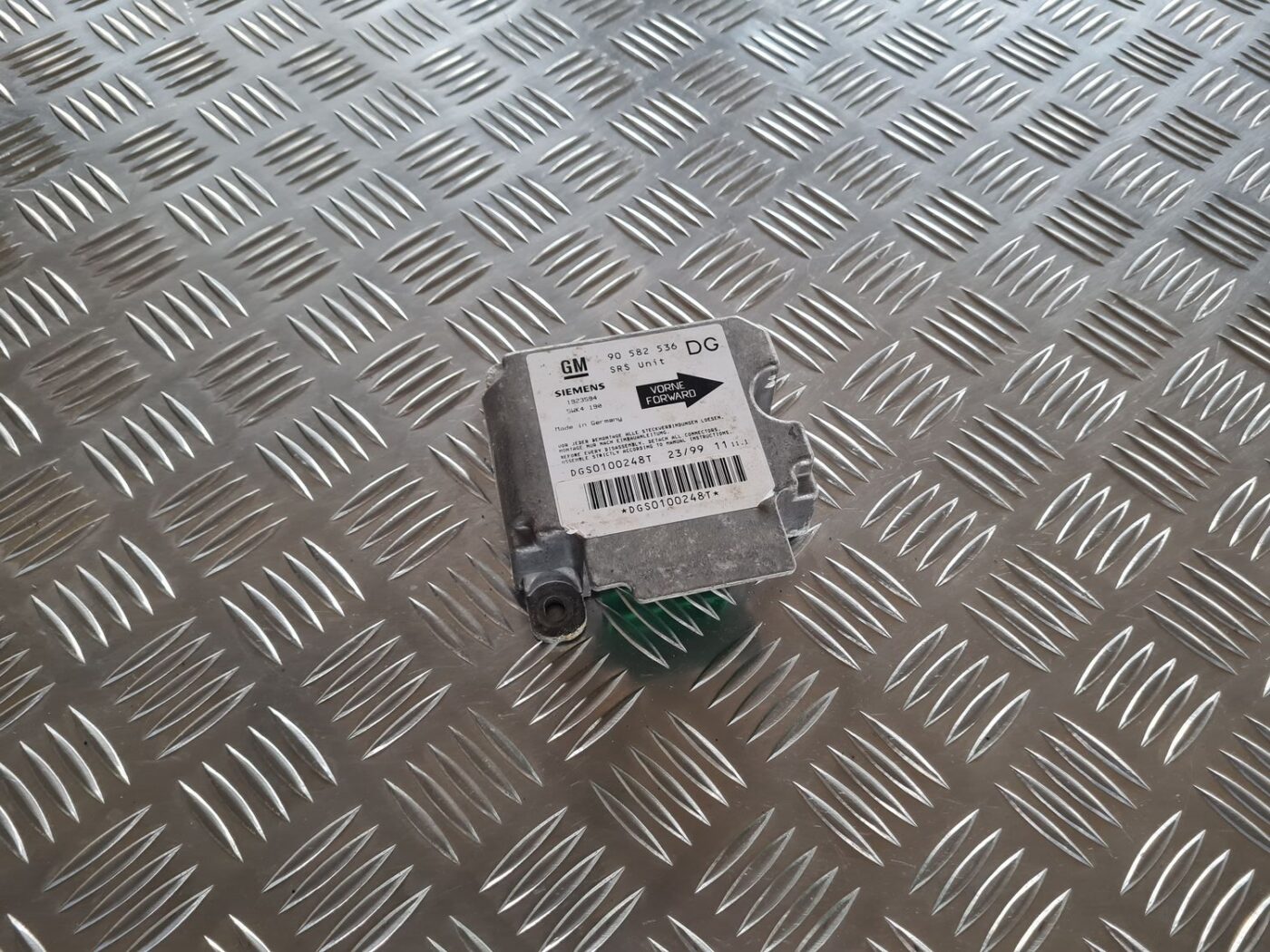 Drošības spilvena vadības bloks priekš OPEL ZAFIRA 1999 1 Drošības spilvena vadības bloks priekš OPEL ZAFIRA 1999