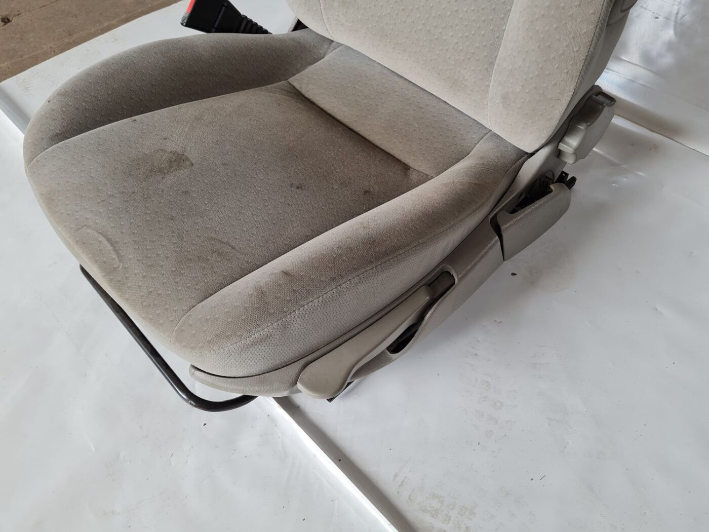 Priekšējais kreisais sēdeklis priekš OPEL ZAFIRA 1999 5 Priekšējais kreisais sēdeklis priekš OPEL ZAFIRA 1999