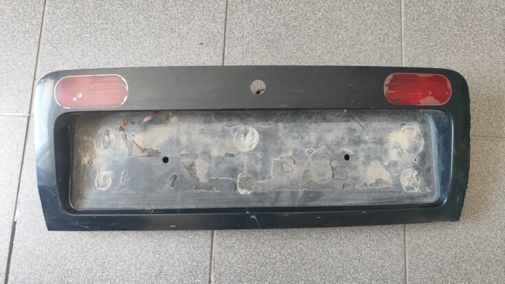 Numura zīmes tūrētajs priekš AUDI A6 AVANT 2003