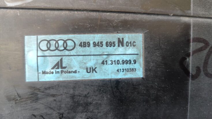 Numura zīmes tūrētajs priekš AUDI A6 AVANT 2003