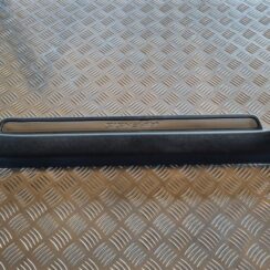 Sliekšņa priekšēja laba uzlika (salonā) priekš TOYOTA AVENSIS 2007