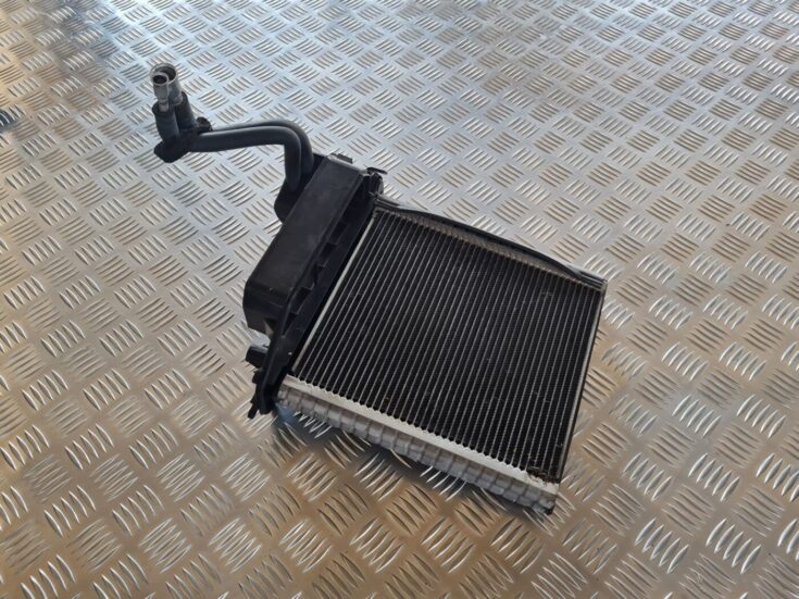 Gaisa kondicionēšanas radiators salonā priekš TOYOTA AVENSIS 2007
