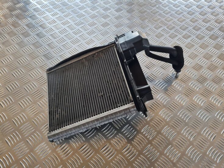 Gaisa kondicionēšanas radiators salonā priekš TOYOTA AVENSIS 2007