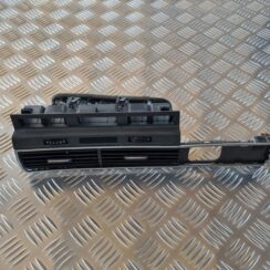 Mērinstrumentu paneļa gaisa vads, centrā priekš AUDI A6 AVANT 2006 S-LINE