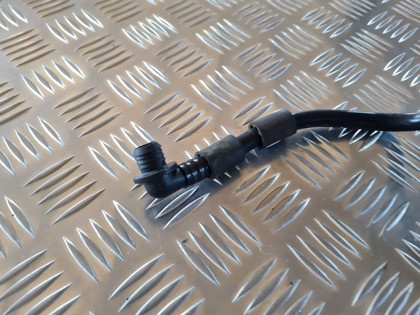 Vakuuma bremžu pastiprinātāja caurule priekš AUDI A6 AVANT 2006 S-LINE 4 Vakuuma bremžu pastiprinātāja caurule priekš AUDI A6 AVANT 2006 S-LINE