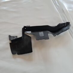 Ieplūdes gaisa deflektors/Difuzors priekš AUDI A6 AVANT 2006 S-LINE