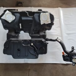 Degvielas tvertne priekš AUDI A6 AVANT 2006 S-LINE