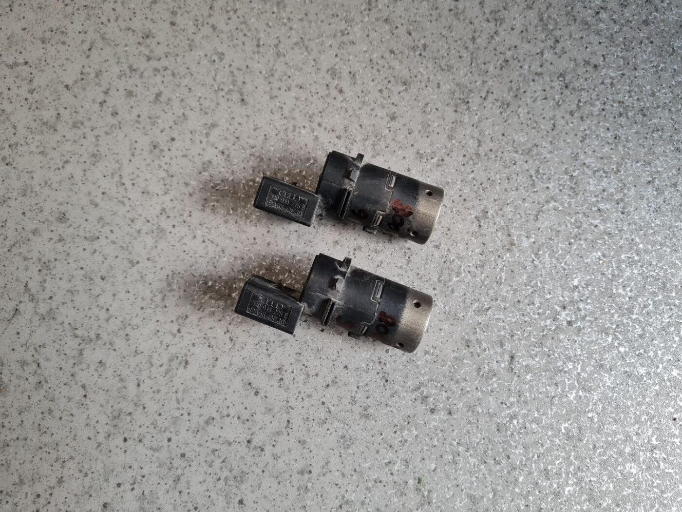 Parkošanās devējs priekš AUDI A6 2008 1 Parkošanās devējs priekš AUDI A6 2008