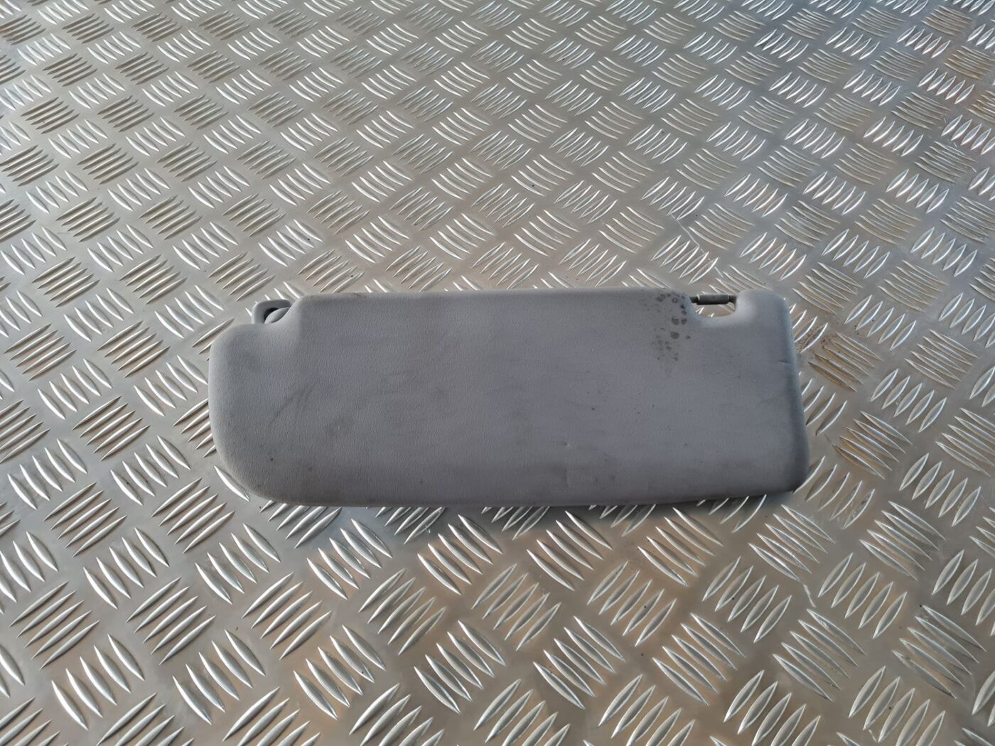 Saules aizsargs priekš AUDI A4 2000 AVANT 3 Saules aizsargs priekš AUDI A4 2000 AVANT