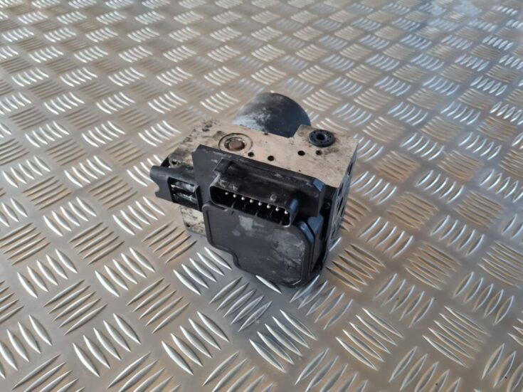 ABS bloks priekš AUDI A4 2000 AVANT