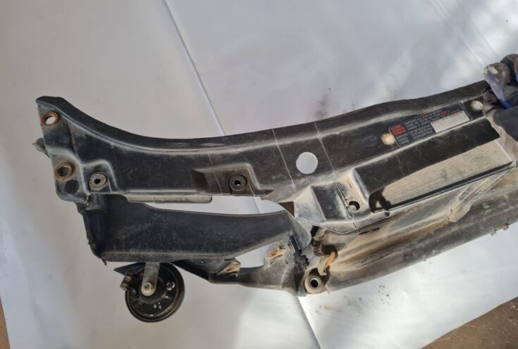 Dzesēšanas radiatora ventilatora korpuss priekš AUDI A4 2000 AVANT