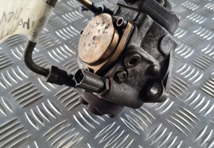 Augstspiediena degvielas sūknis priekš TOYOTA AVENSIS 2004