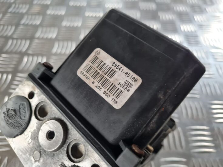 ABS bloks priekš TOYOTA AVENSIS 2007