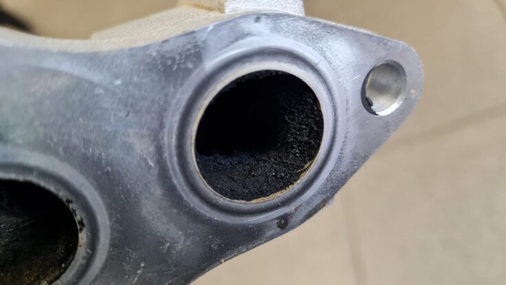 EGR vārsts priekš TOYOTA AVENSIS 2004