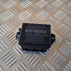 Parkošanās devēju vadības bloks priekš AUDI A6 2008